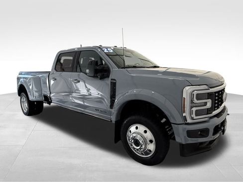 Certified 2025 Ford F450 Platinum image 7