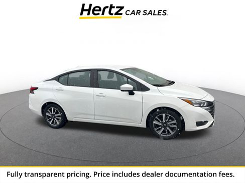 Used 2025 Nissan Versa SV FWD image 1