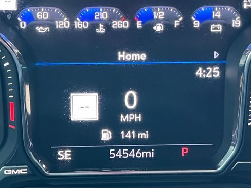 Used 2023 GMC Sierra 3500 Denali image 35