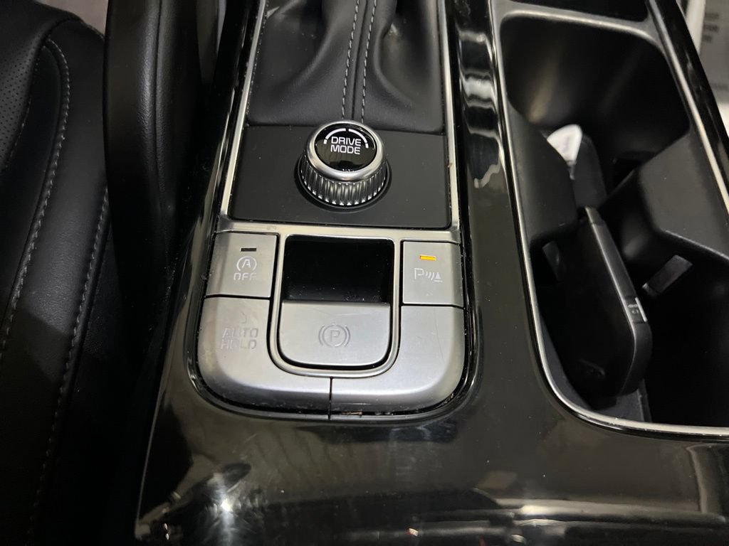 Used 2025 Kia Telluride S FWD image 28
