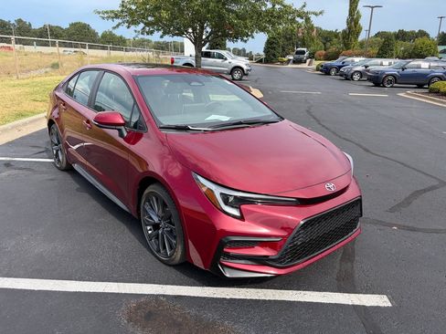 Certified 2026 Toyota Corolla XSE FWD image 3