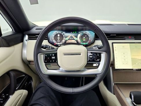 New 2026 Land Rover Range Rover SE image 21