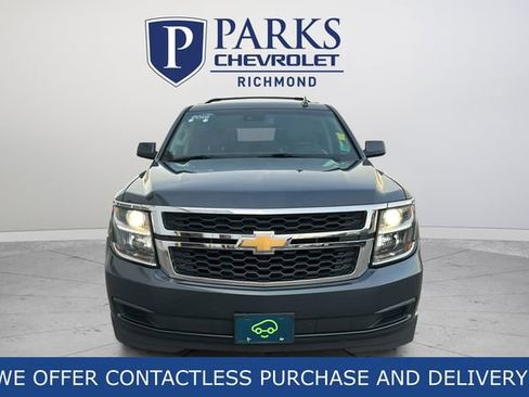 Used 2019 Chevrolet Suburban LT image 2