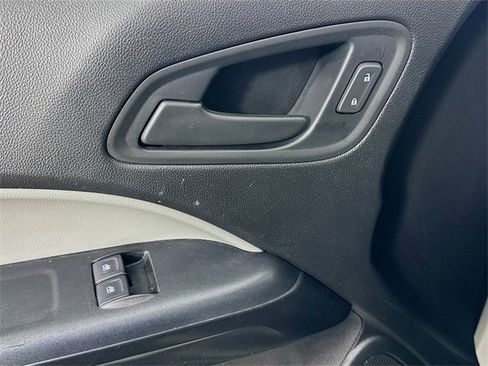 Used 2020 Chevrolet Colorado W/T image 28