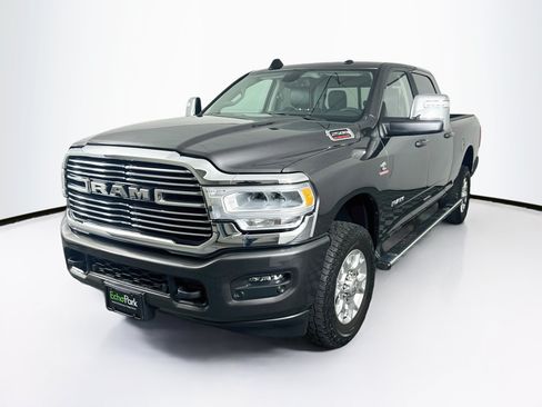 Used 2024 RAM 2500 Laramie AWD/4WD image 3