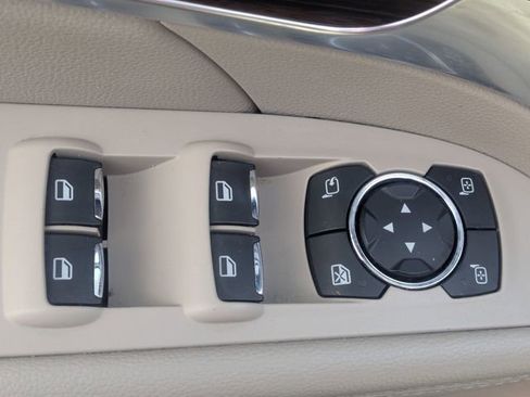 Used 2018 Ford Explorer Limited AWD/4WD image 12