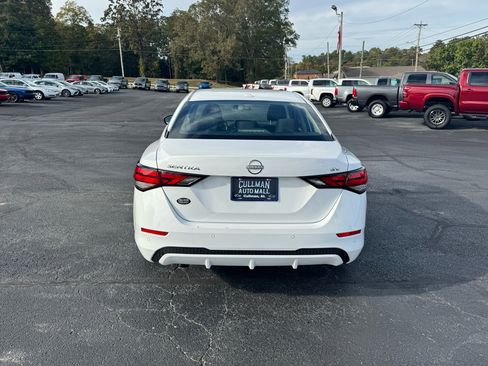 Used 2024 Nissan Sentra SV image 7