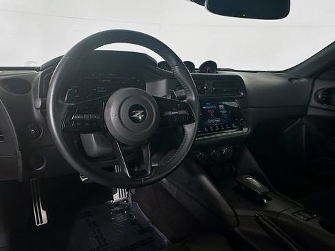Certified 2025 Nissan Z Performance w/ Floor Mat Package RWD image 11