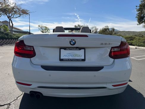 Used 2017 BMW 230i Convertible RWD image 4