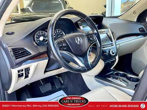 Used 2017 Acura MDX FWD w/ Tech & Entertainment image 9