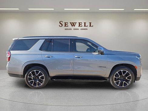 Used 2021 Chevrolet Tahoe RST w/ Luxury Package image 5