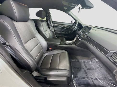 Used 2022 Honda Accord Sport image 25