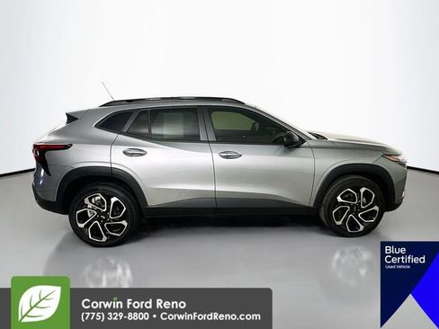 Used 2025 Chevrolet Trax RS w/ Driver Confidence Package FWD image 10