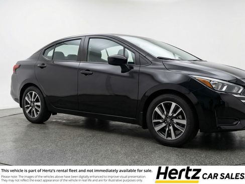 Used 2025 Nissan Versa SV FWD image 1