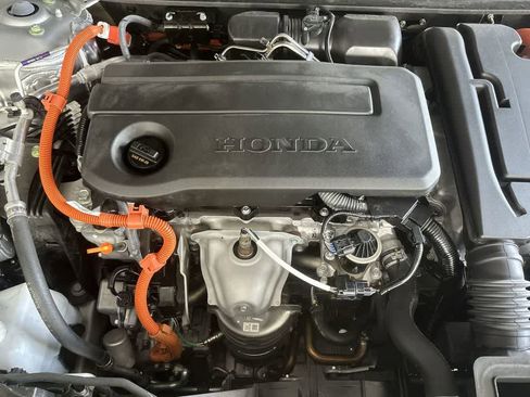 Used 2024 Honda Accord Sport image 12