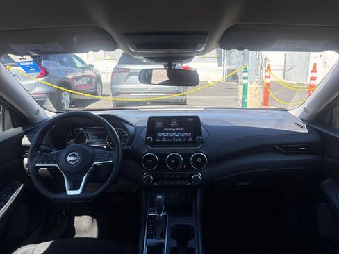 Used 2025 Nissan Sentra SV FWD image 26