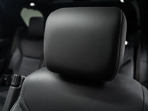 New 2026 Land Rover Discovery S AWD/4WD image 14