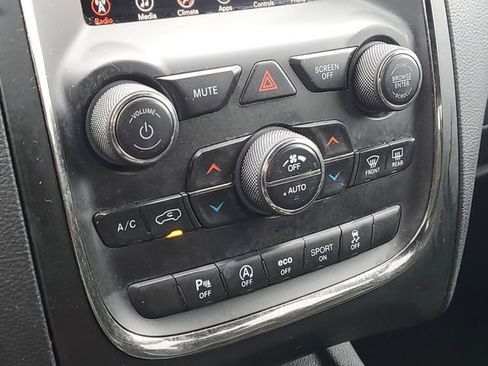 Used 2019 Dodge Durango GT image 17