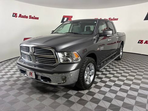 Used 2017 RAM 1500 Big Horn AWD/4WD image 2