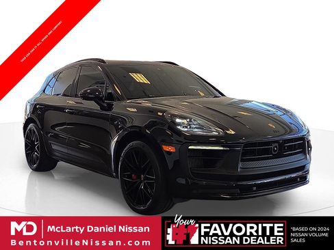 Used 2023 Porsche Macan GTS image 1