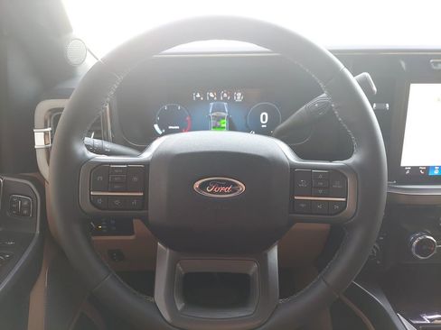 Used 2023 Ford F350 Lariat w/ Tremor Off-Road Package image 16