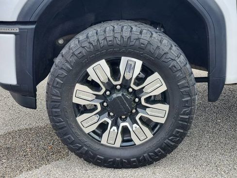 Used 2024 GMC Sierra 2500 Denali w/ Denali Reserve Package image 7