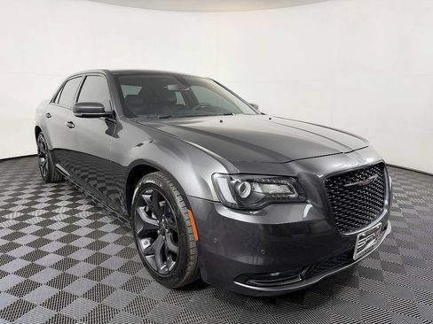 Used 2023 Chrysler 300 S RWD image 6