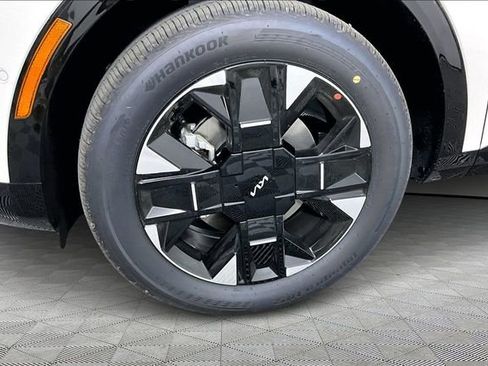 New 2026 Kia Sportage SX Prestige AWD/4WD image 12