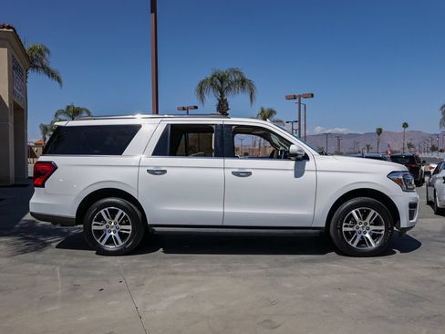 Used 2024 Ford Expedition Max Limited RWD image 3
