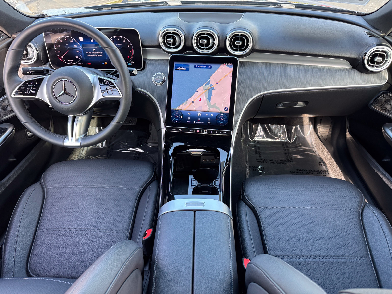 Used 2025 Mercedes-Benz C 300 Sedan image 11