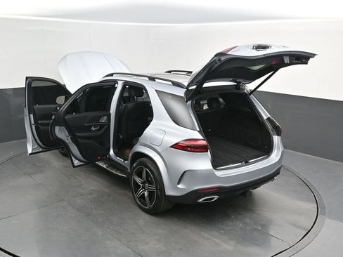 Used 2025 Mercedes-Benz GLE 450e 4MATIC image 53