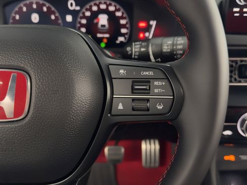 Used 2025 Honda Civic Type R image 22