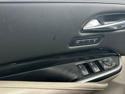 Used 2020 Cadillac XT4 Premium Luxury w/ Driver Awareness Package image 13