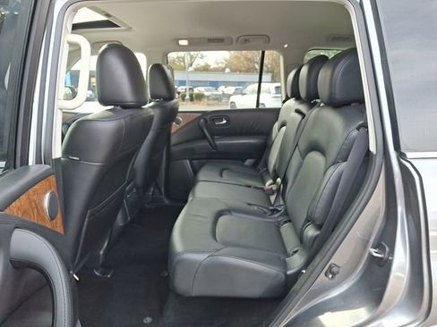 Used 2023 Nissan Armada SL image 13