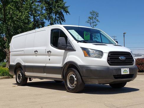 Used 2017 Ford Transit 150 130 Low Roof RWD image 9