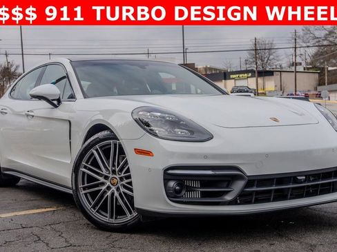 Used 2023 Porsche Panamera Platinum Edition image 3