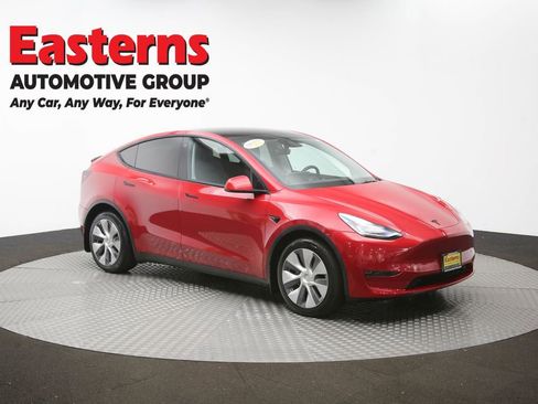 Used 2022 Tesla Model Y Long Range image 43