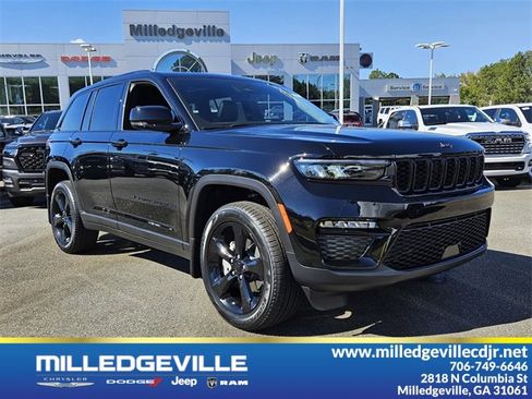 New 2025 Jeep Grand Cherokee Limited w/ Black Appearance Package image 1