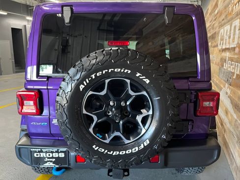 Used 2023 Jeep Wrangler Unlimited Rubicon 4xe w/ Cold Weather Group AWD/4WD image 26