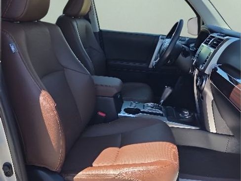 Used 2023 Toyota 4Runner Limited AWD/4WD image 14