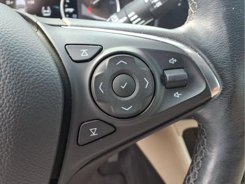 Used 2019 Buick Envision Premium AWD/4WD image 15