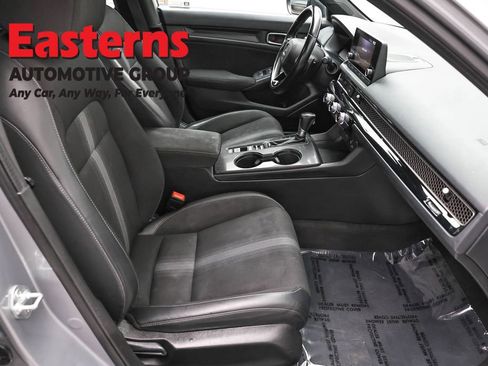 Used 2022 Honda Civic Sport image 22