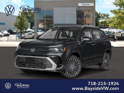 New 2026 Volkswagen Taos SE image 1