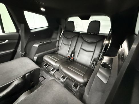 Used 2020 Cadillac XT6 Premium Luxury image 26