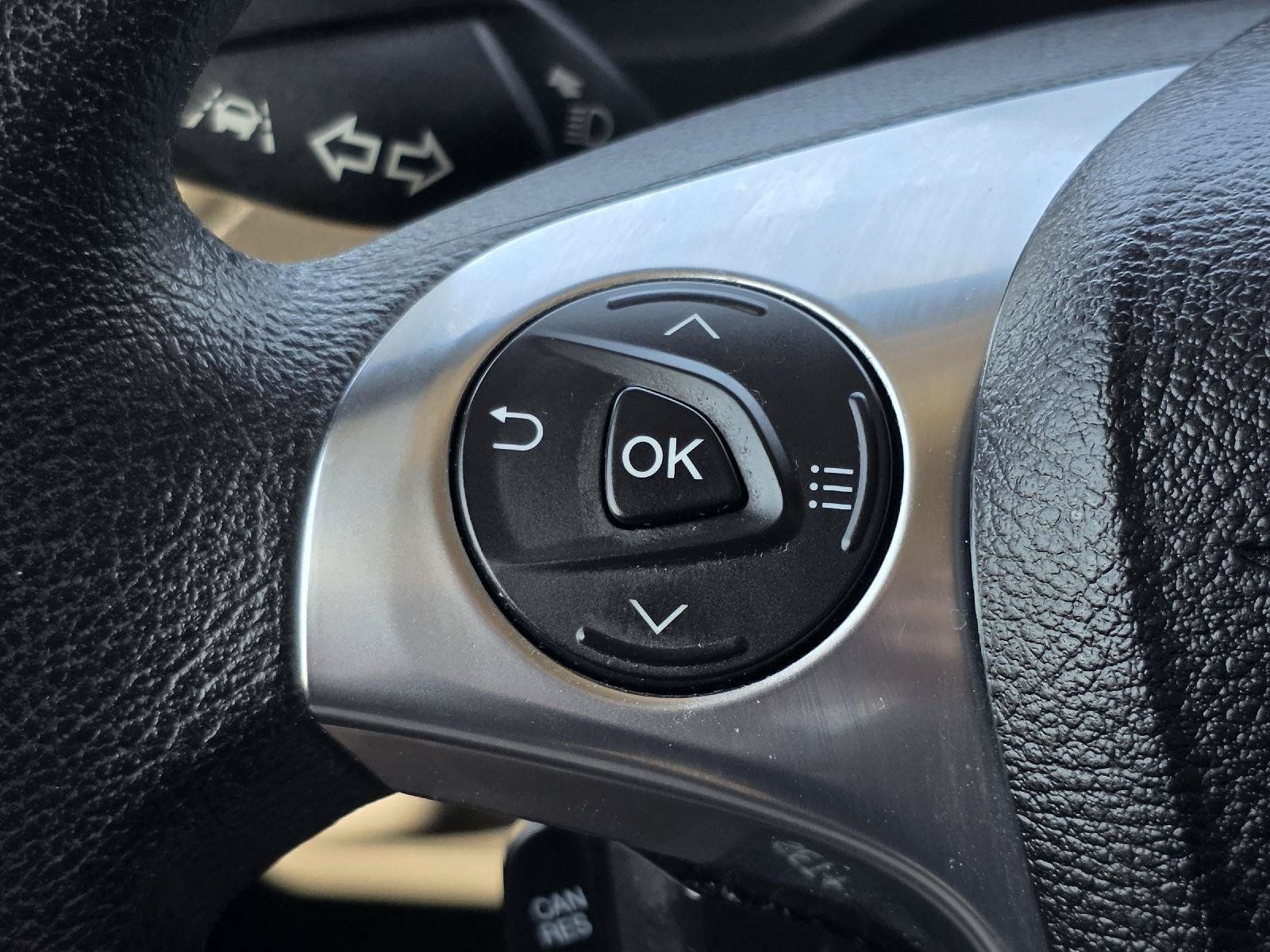 Used 2022 Ford Transit Connect XLT FWD image 13