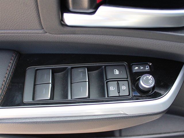 Used 2026 Toyota Sienna Platinum AWD/4WD image 13