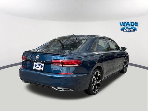 Used 2020 Volkswagen Passat 2.0T R-Line image 5