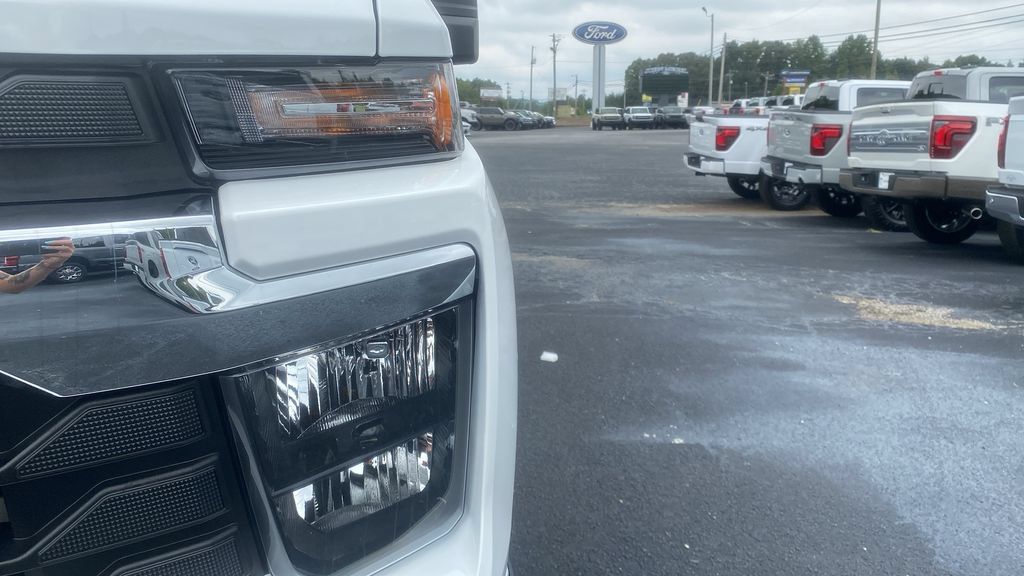 Used 2026 Chevrolet Silverado 2500 LT AWD/4WD image 9