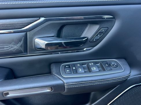 Used 2022 RAM 1500 Limited AWD/4WD image 12