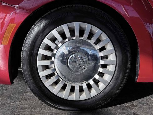 Used 2016 Volkswagen Beetle 1.8T S image 31